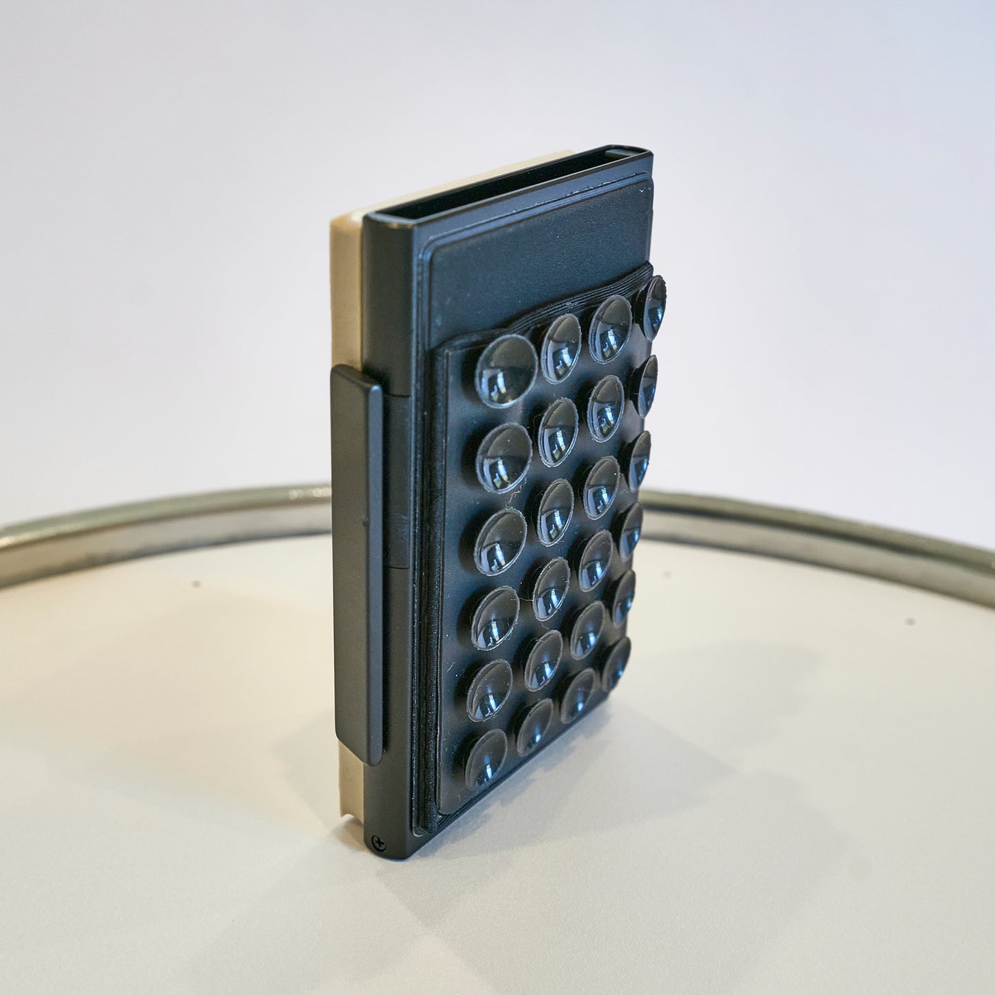 Drummer Wallet 2.0 - A Wallet, Drum Pad and Snare Mute all-in-one